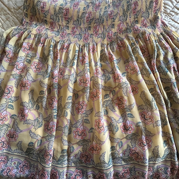 Set Of Two Max Studio Boho Mini Skirts M/L Floral Patterns Yellow Flirty - Picture 2 of 11